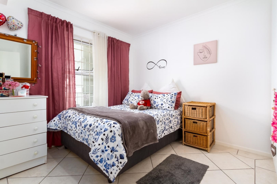 2 Bedroom Property for Sale in Oranjezicht Western Cape
